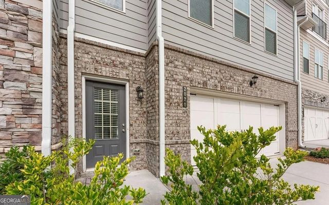 2020 Manor Pointe Drive, Cumming, GA 30041