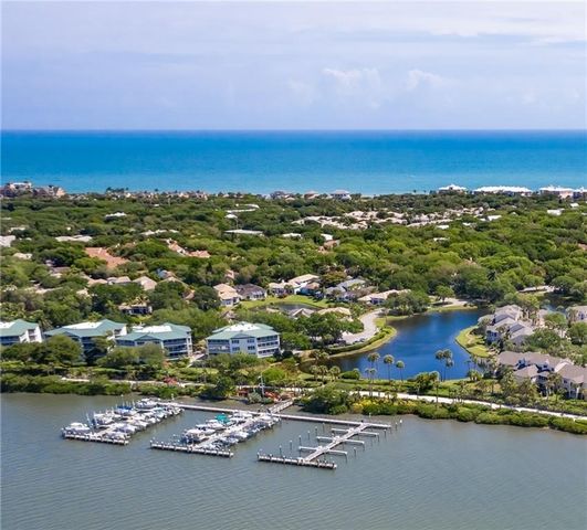 8830 S Sea Oaks Way 301, Vero Beach, FL 32963