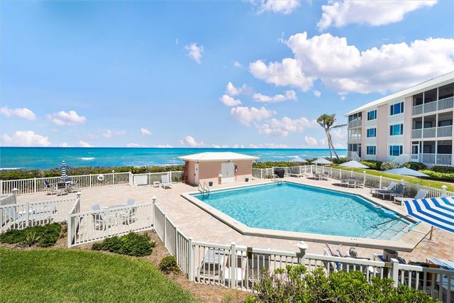 8830 S Sea Oaks Way 301, Vero Beach, FL 32963
