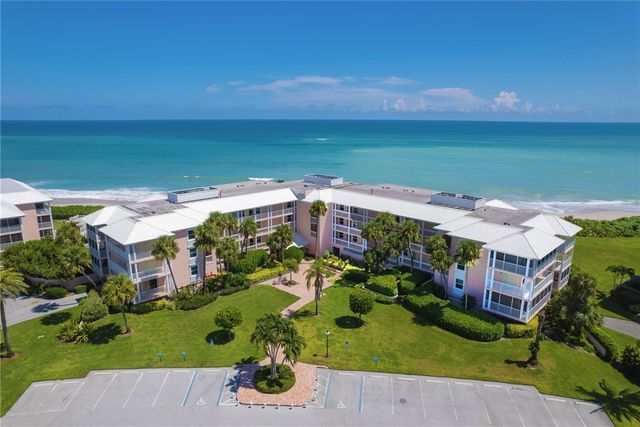 8830 S Sea Oaks Way 301, Vero Beach, FL 32963