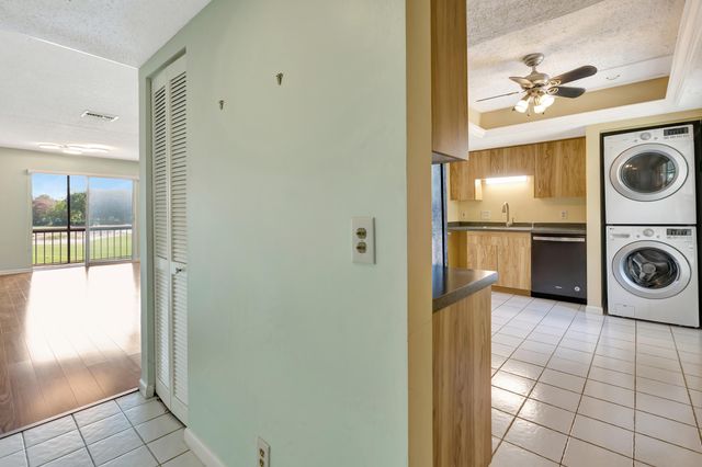 18419 SE Wood Haven Lane B, Tequesta, FL 33469