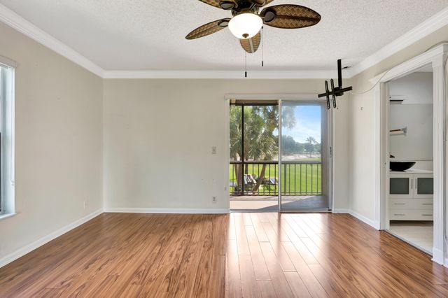 18419 SE Wood Haven Lane B, Tequesta, FL 33469