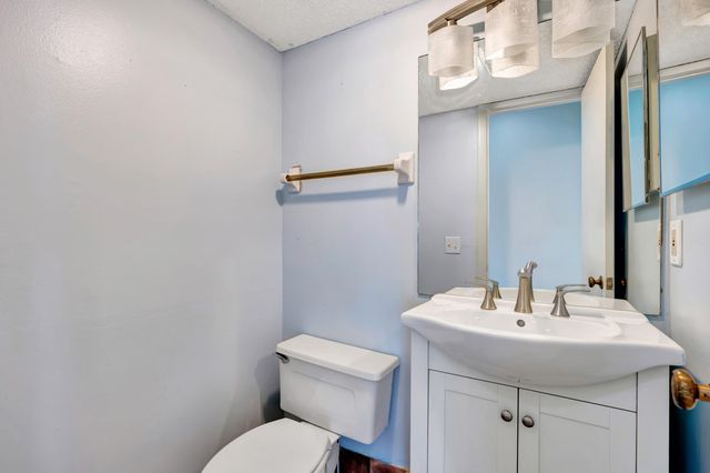 18419 SE Wood Haven Lane B, Tequesta, FL 33469