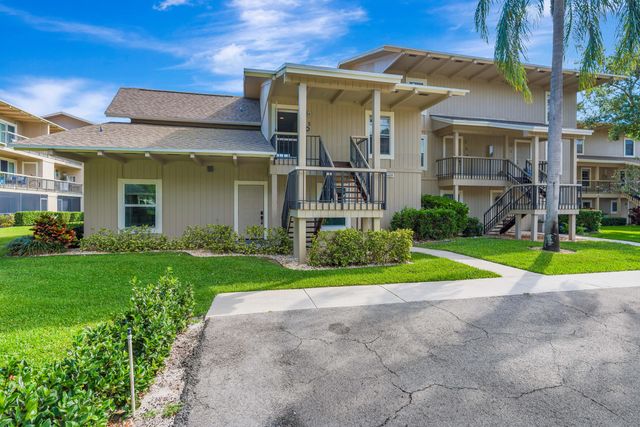 18419 SE Wood Haven Lane B, Tequesta, FL 33469