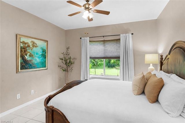5470 16th PL SW 101, Naples, FL 34116