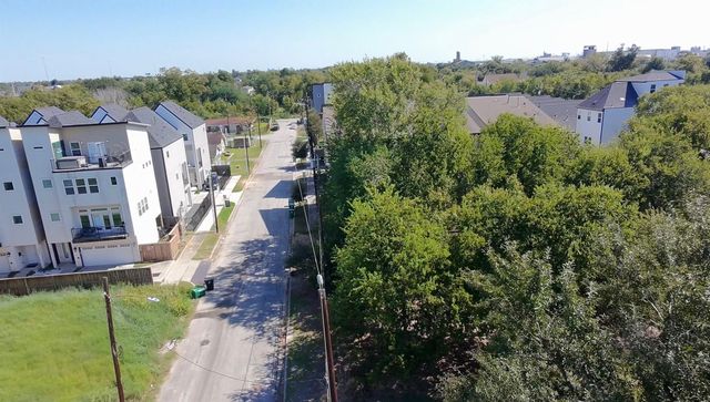 4021 Buck Street, Houston, TX 77020