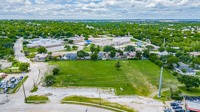 730 S Cherry Lane, White Settlement, TX 76108