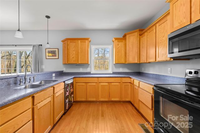 1038 S DevonPark Place, Salisbury, NC 28147