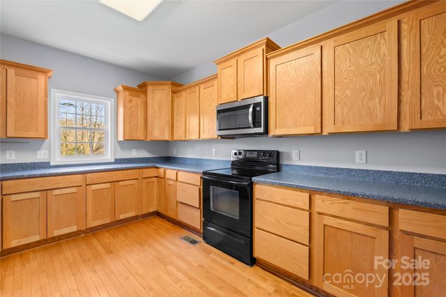 1038 S DevonPark Place, Salisbury, NC 28147