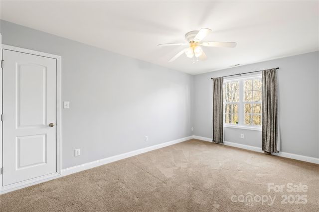 1038 S DevonPark Place, Salisbury, NC 28147