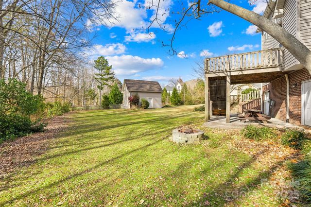 1038 S DevonPark Place, Salisbury, NC 28147