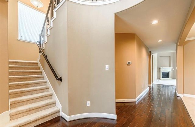 4607 Rockton Hills Lane, Sugar Land, TX 77479