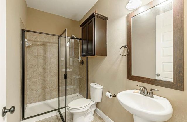 4607 Rockton Hills Lane, Sugar Land, TX 77479
