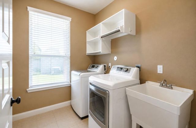 4607 Rockton Hills Lane, Sugar Land, TX 77479