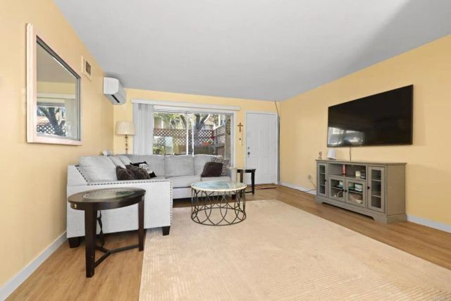 6333 College Grove Way 12103, San Diego, CA 92115