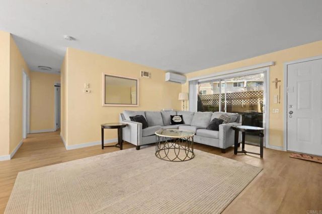 6333 College Grove Way 12103, San Diego, CA 92115