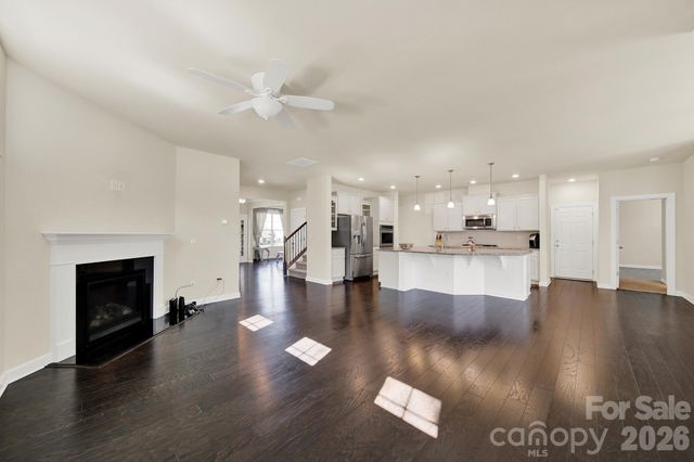 904 Twin Valley Way, Fort Mill, SC 29715