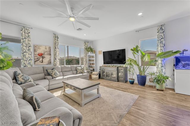 372 American Dipper Street, Las Vegas, NV 89138