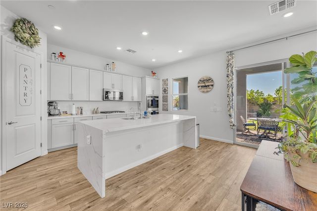 372 American Dipper Street, Las Vegas, NV 89138