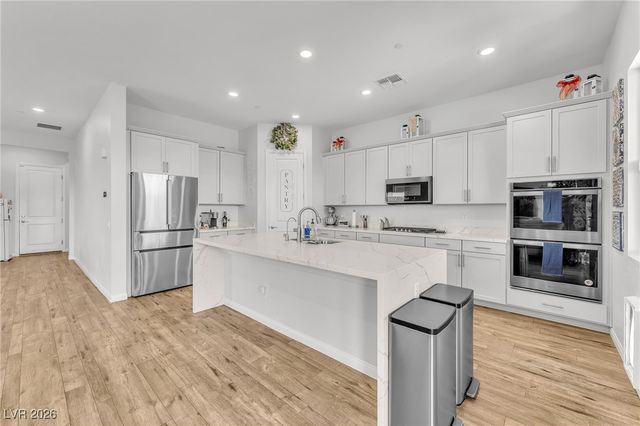 372 American Dipper Street, Las Vegas, NV 89138