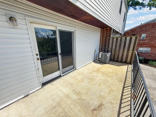 1201 S OLD 63 203, Columbia, MO 65201