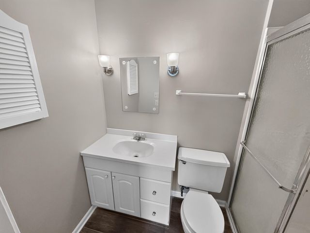 1201 S OLD 63 203, Columbia, MO 65201
