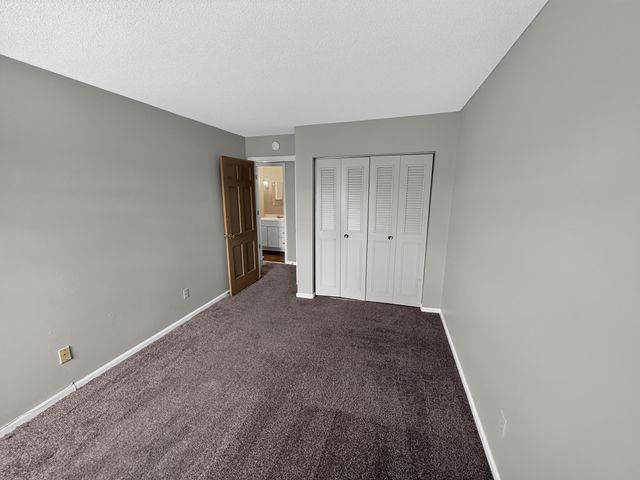 1201 S OLD 63 203, Columbia, MO 65201