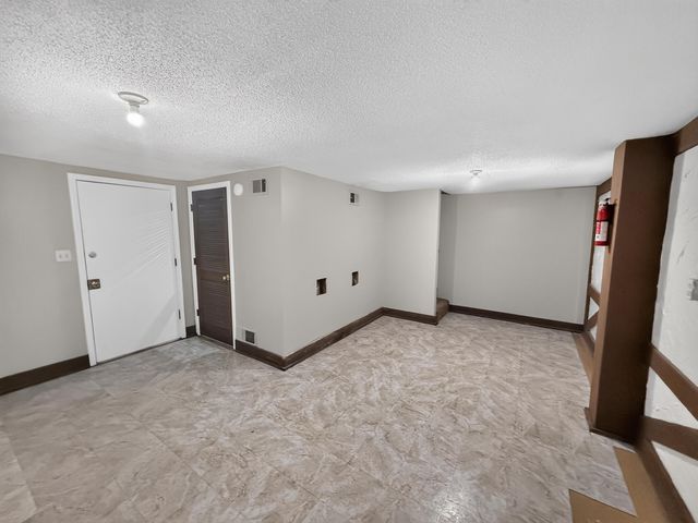 1201 S OLD 63 203, Columbia, MO 65201
