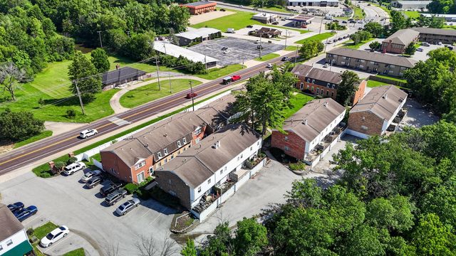 1201 S OLD 63 203, Columbia, MO 65201