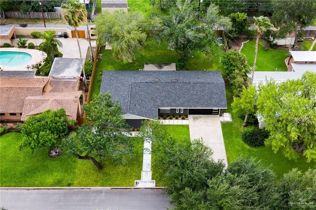 1407 Quamasia Avenue, Mcallen, TX 78504