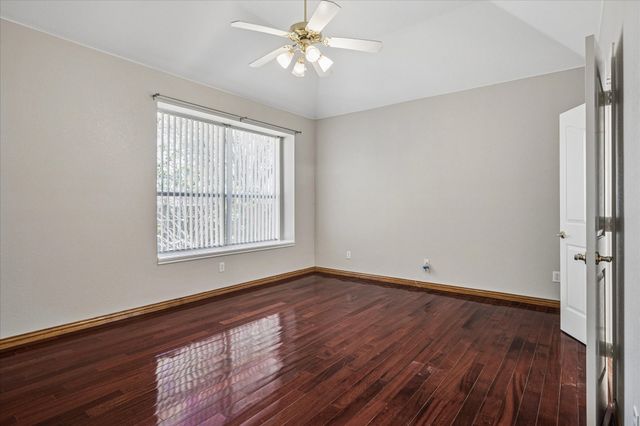 2317 Denham Drive, Arlington, TX 76001