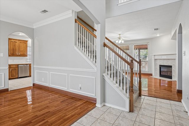 2317 Denham Drive, Arlington, TX 76001