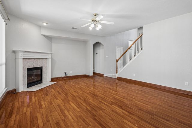 2317 Denham Drive, Arlington, TX 76001