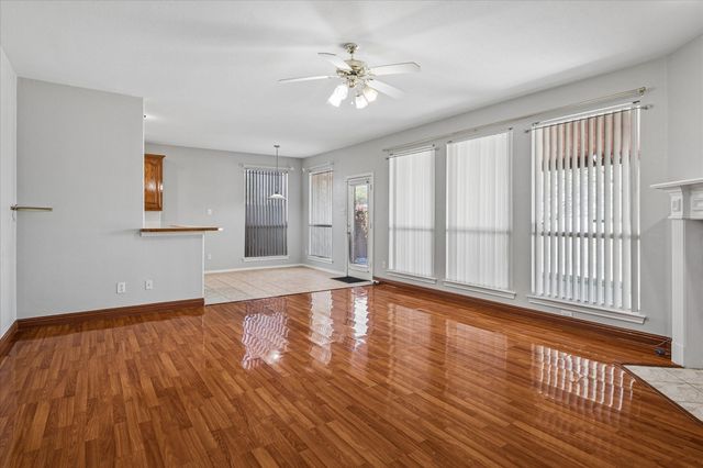 2317 Denham Drive, Arlington, TX 76001