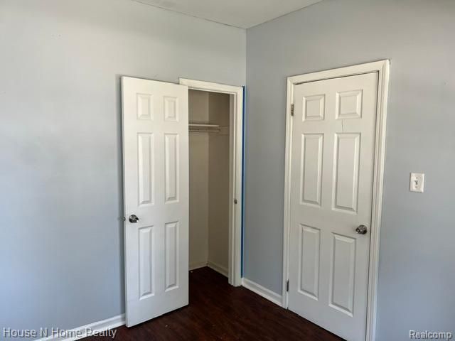 50 W Milton Avenue, Hazel Park, MI 48030
