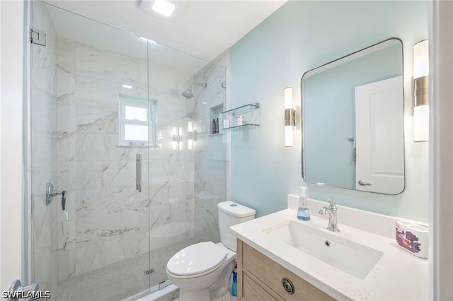 363 Juli Fe DR, Naples, FL 34110