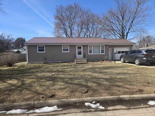 303 E 7 th Avenue, Brodhead, WI 53520