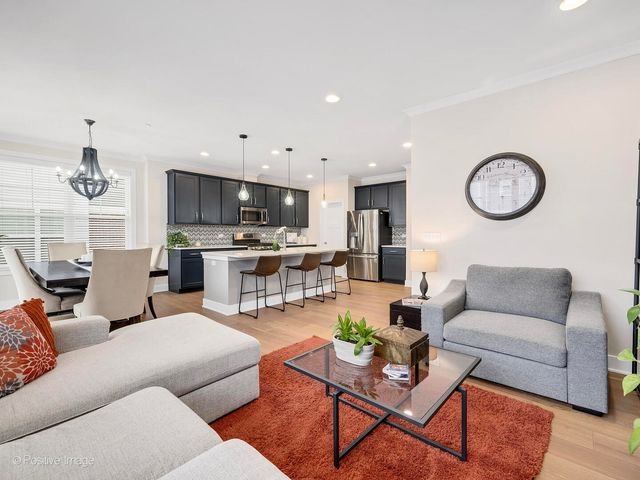 412 Bluff Avenue, La Grange, IL 60525