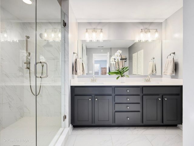 412 Bluff Avenue, La Grange, IL 60525