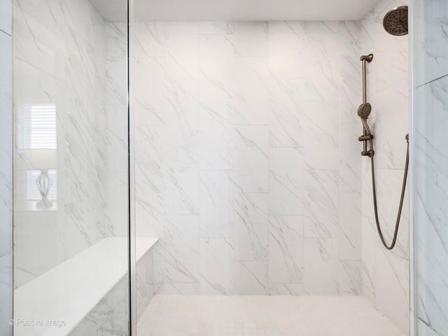 412 Bluff Avenue, La Grange, IL 60525