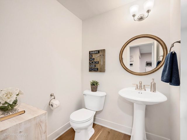 412 Bluff Avenue, La Grange, IL 60525