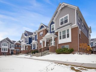 412 Bluff Avenue, La Grange, IL 60525