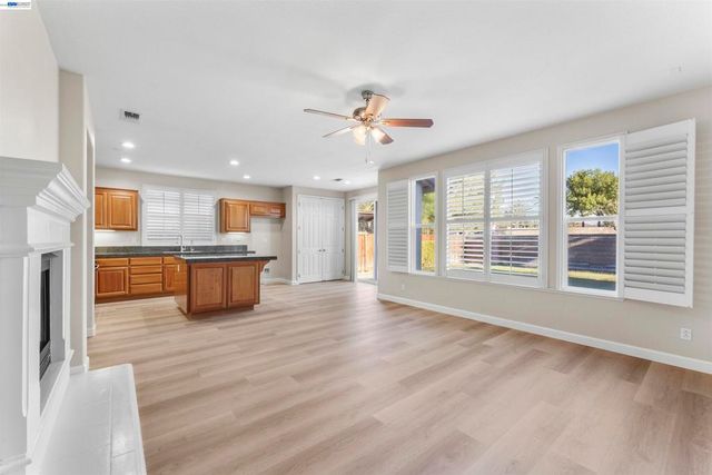 2652 Crescent Way, Discovery Bay, CA 94505