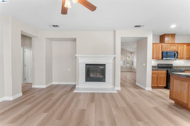 2652 Crescent Way, Discovery Bay, CA 94505