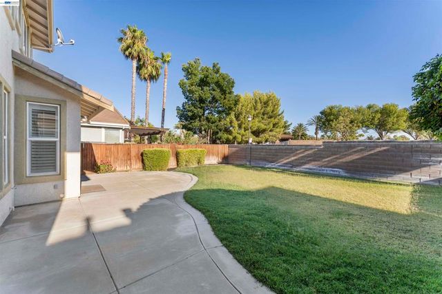 2652 Crescent Way, Discovery Bay, CA 94505