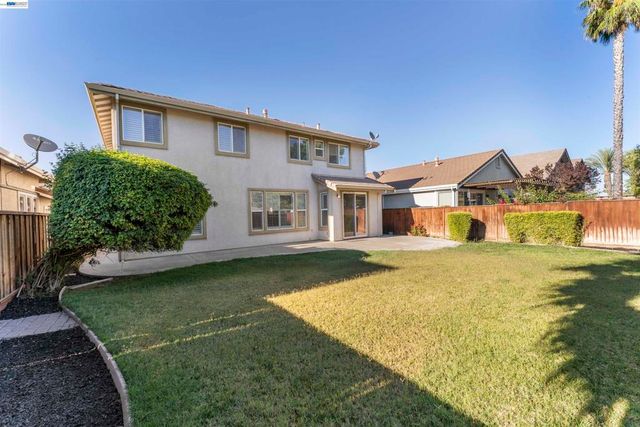 2652 Crescent Way, Discovery Bay, CA 94505