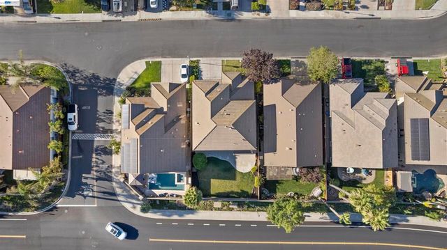 2652 Crescent Way, Discovery Bay, CA 94505