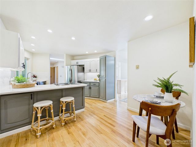 201 Rainier Lane, Port Ludlow, WA 98365