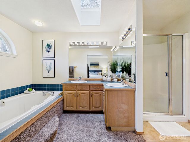 201 Rainier Lane, Port Ludlow, WA 98365