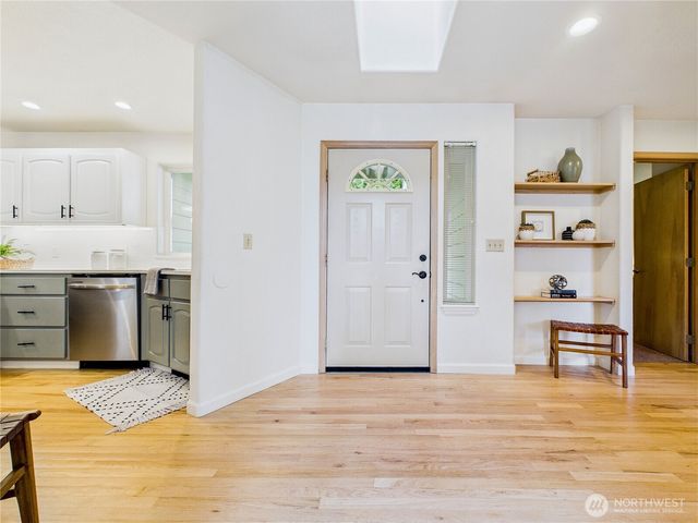 201 Rainier Lane, Port Ludlow, WA 98365